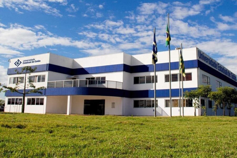 Alunos da UEG são destaque em prêmio do CAU Goiás