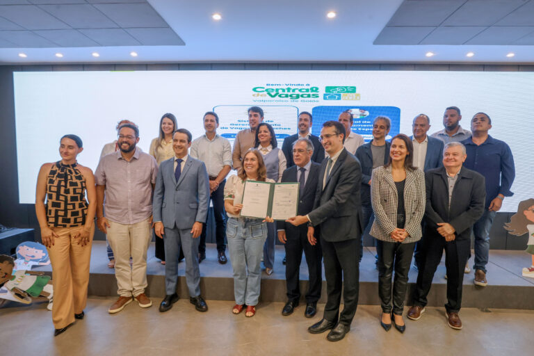 Governo firma parceria com prefeituras para disponibilizar sistema gratuito de gestão de vagas em creches