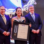 Gracinha Caiado recebe Medalha do Mérito Industrial da Fieg