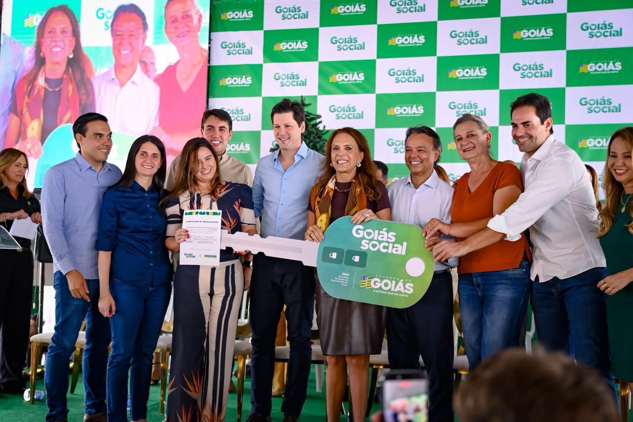 Municípios recebem 246 veículos para assistência social