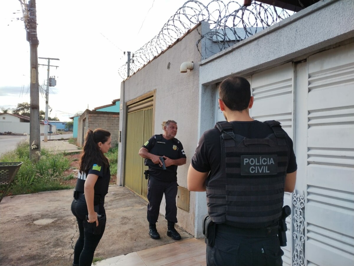 Polícia Civil deflagra operação contra venda ilegal de emagrecedores