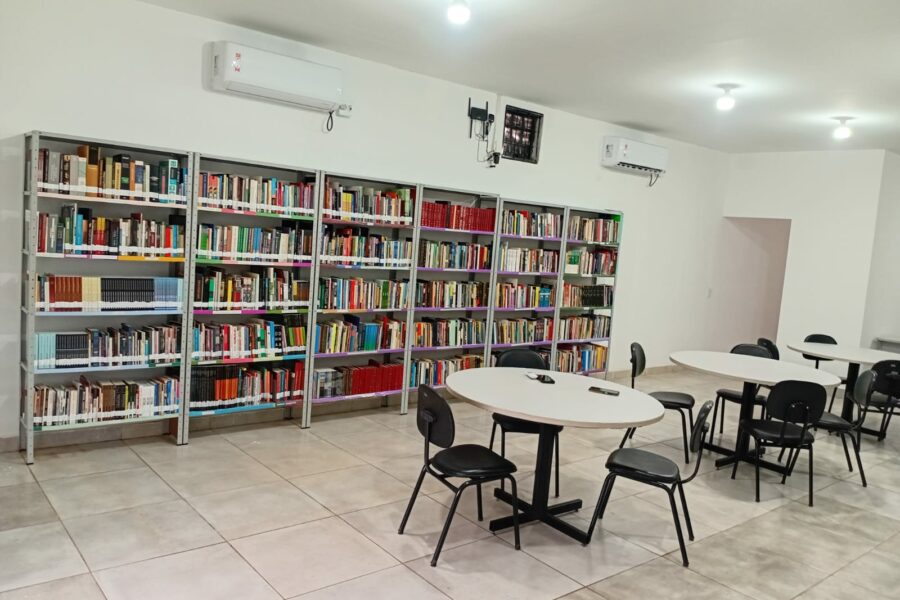 Secult doa de mais de mil livros para biblioteca municipal de Baliza