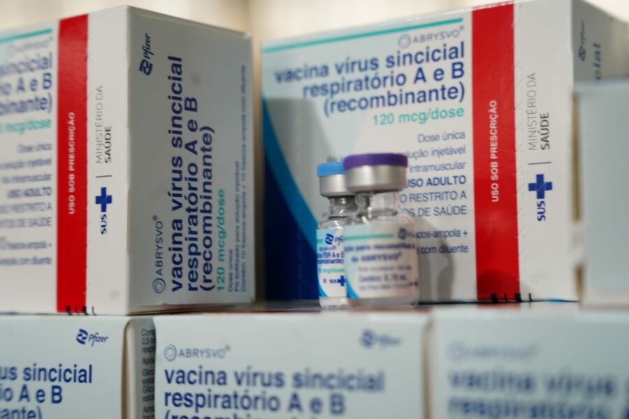 Saúde amplia campanha de vacinação contra bronquiolite em gestantes