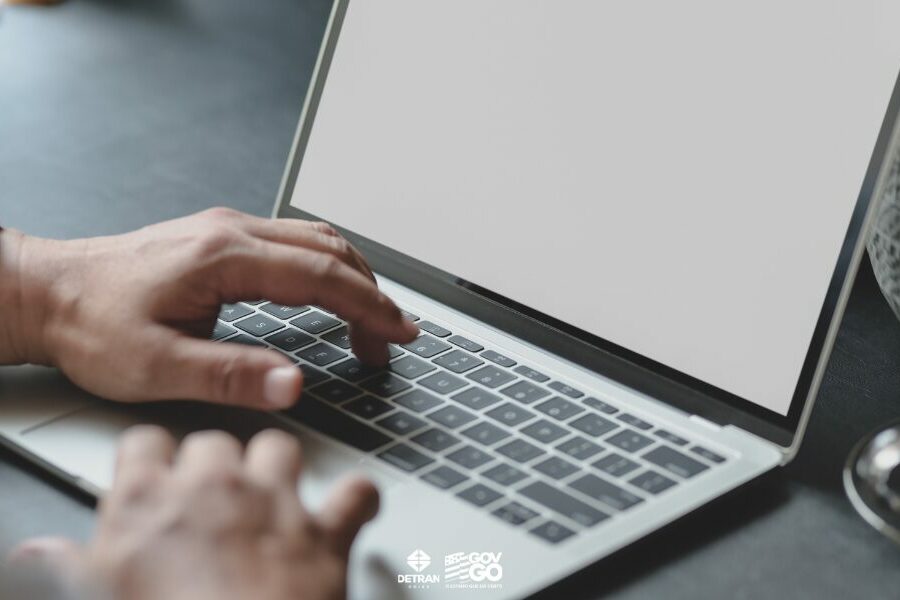 Detran recebe solicitações via portal online