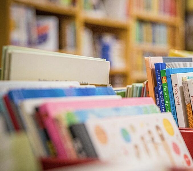 Escola de Governo realiza campanha para escolha do nome da biblioteca