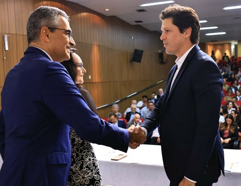 Governo reforça cooperação com Faculdade de Medicina da UFG