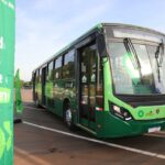 Governo investe em frota sustentável de ônibus movidos a biometano e gás natural