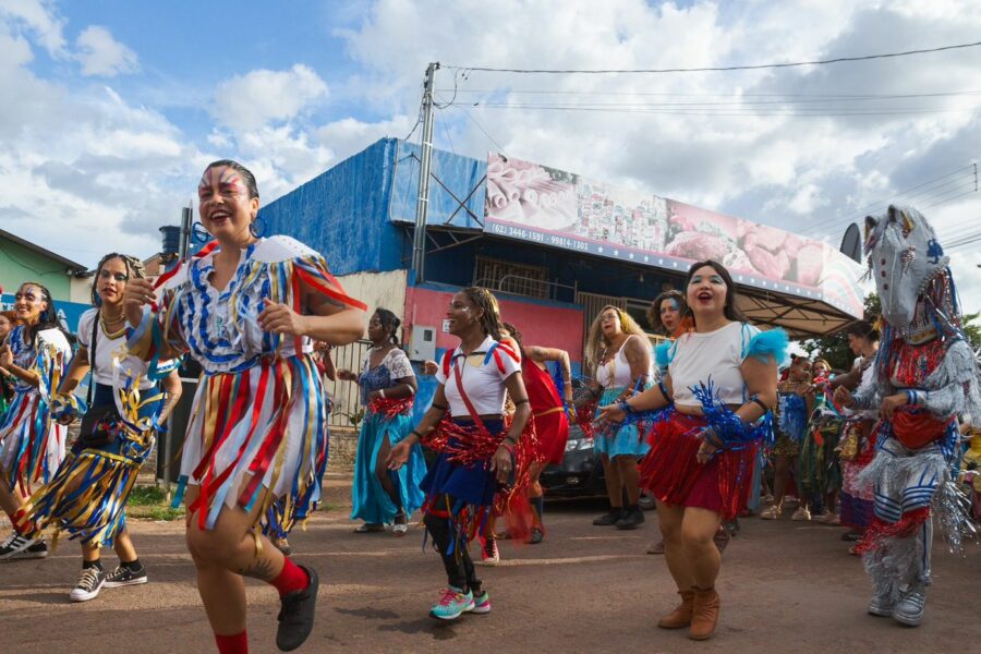Folia Goiás leva diversão acessível ao interior do estado