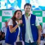 Gracinha e Daniel entregam vans para assistência social nos 246 municípios goianos