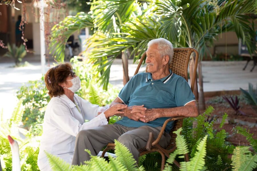 Policlínica de Formosa alerta para cuidados com a saúde do idoso