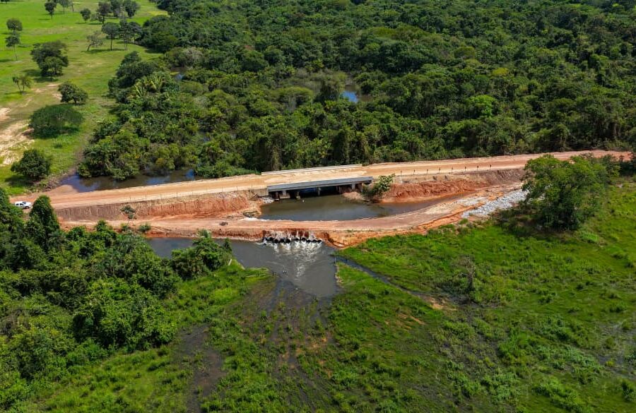 Inaugurada ponte entre Nova Crixás e Mato Grosso