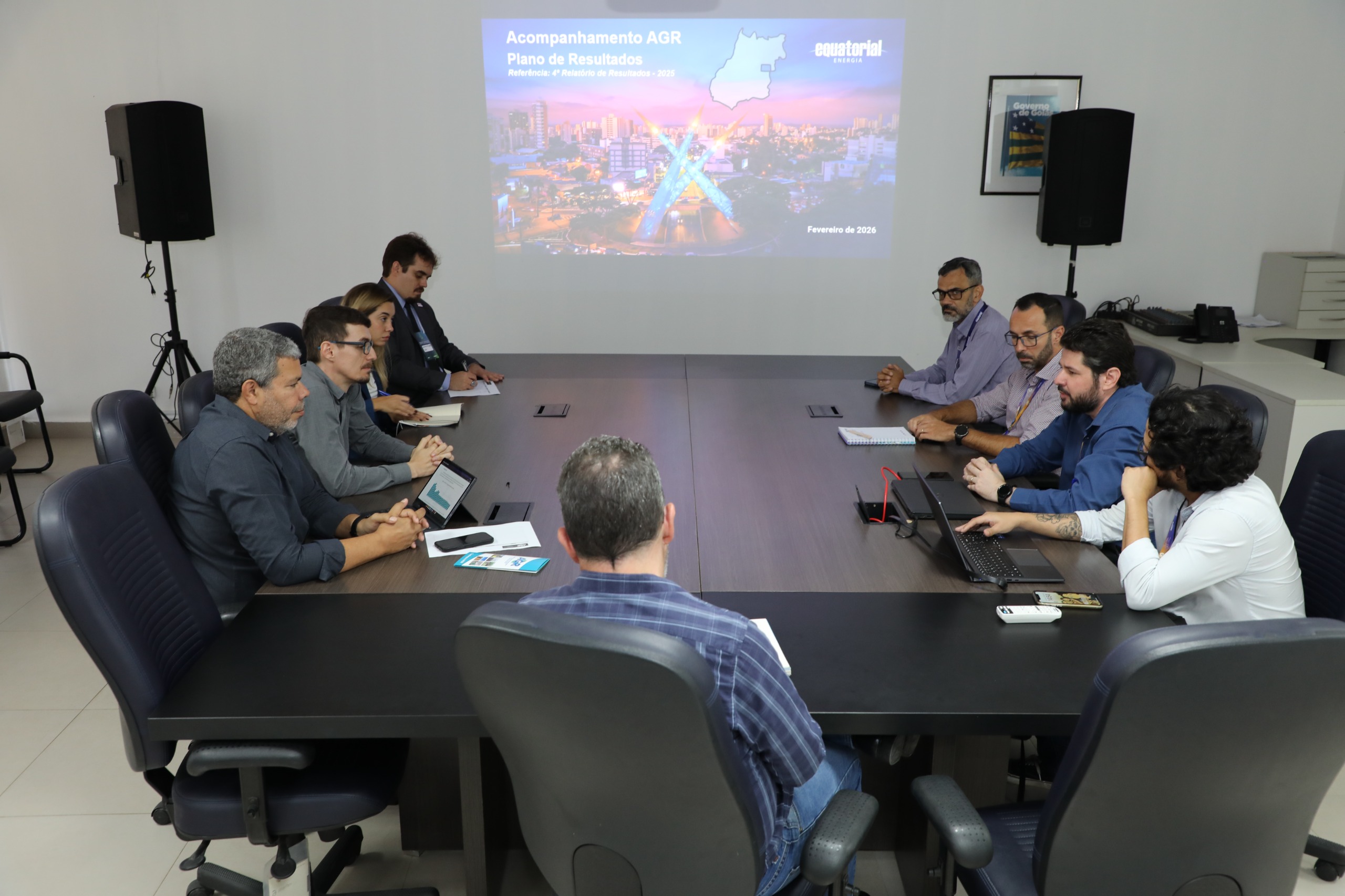 AGR avalia fornecimento de energia em Goiás