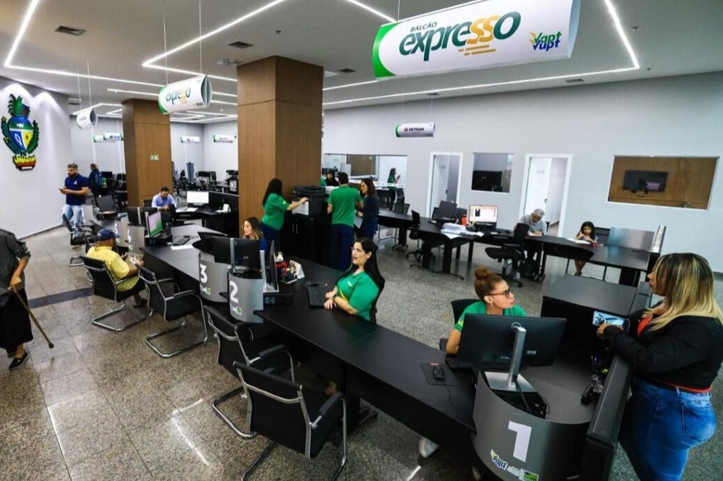 Veja o que abre e fecha no feriado prolongado de Carnaval