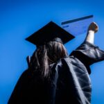 Socioeducandos recebem certificados de cursos profissionalizantes em Goiânia