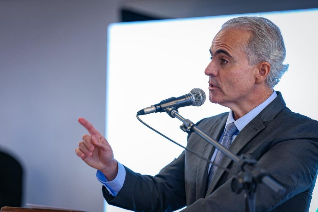 Ademar Leal toma posse como novo titular da Seapa