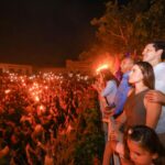 Procissão do Fogaréu reúne milhares de fiéis na cidade de Goiás