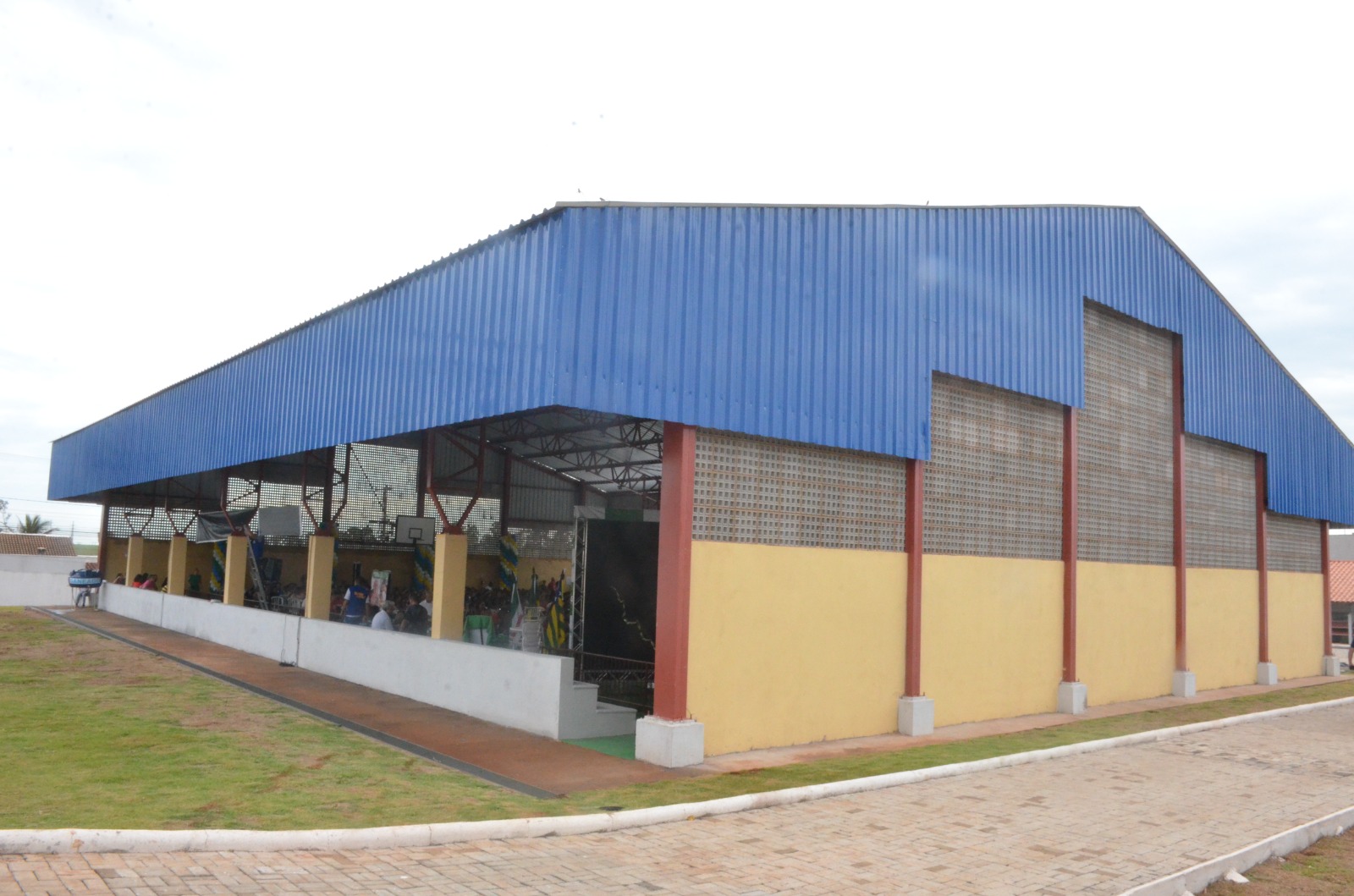 Educação amplia investimentos e mantém 14 obras em andamento em Rio Verde