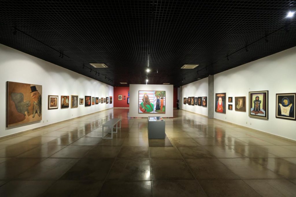 Fim de semana tem cinema, comédia e exposições artísticas para todos os gostos